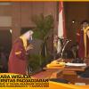 WISUDA UNPAD GEL III TA 2024-2025 FAKULTAS KEPERAWATAN  OLEH REKTOR (19)