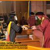 WISUDA UNPAD GEL IV TA 2024-2025 FAKULTAS ILMU BUDAYA OLEH DEKAN_(091)
