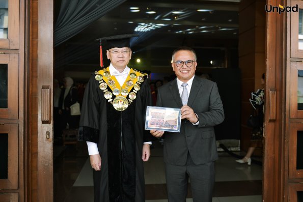 WISUDA UNPAD GEL IV TA. 2025-2026 (8)