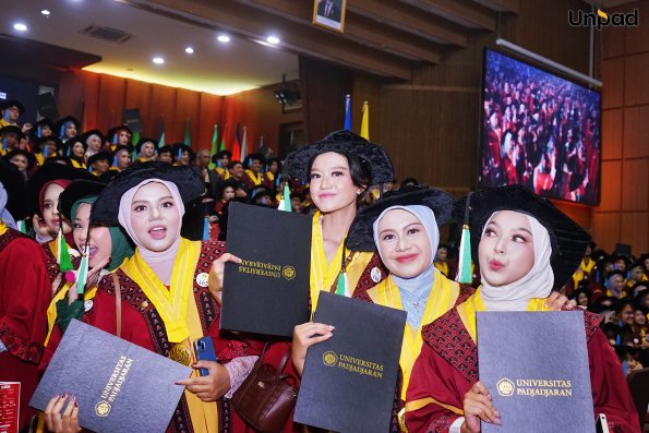WISUDA UNPAD GEL IV TA. 2025-2026 (90)
