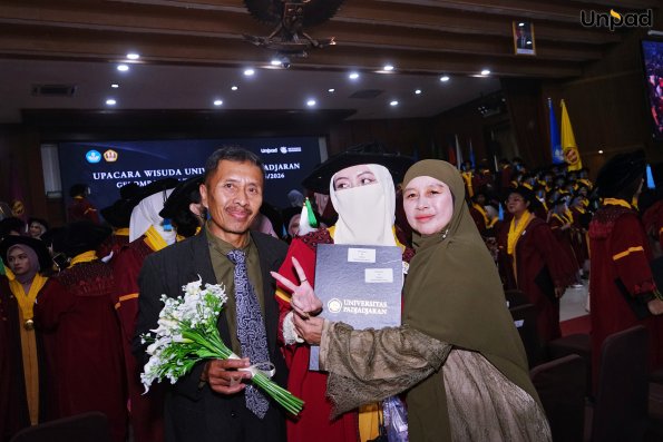 WISUDA UNPAD GEL IV TA. 2025-2026 (98)