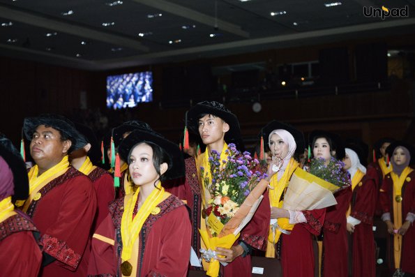 WISUDA UNPAD GEL IV TA. 2025-2026 (3)