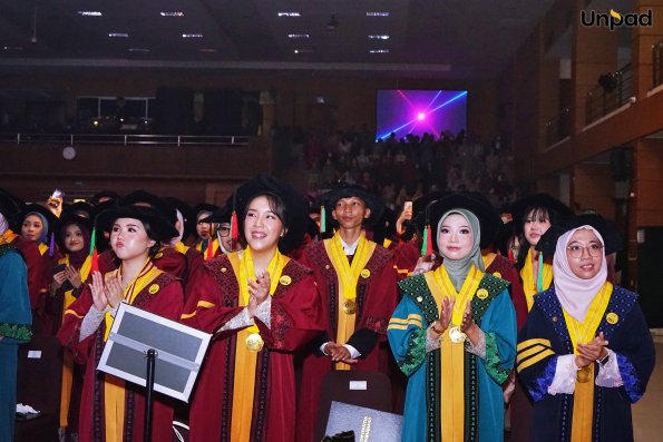 WISUDA UNPAD GEL IV TA. 2025-2026 (71)
