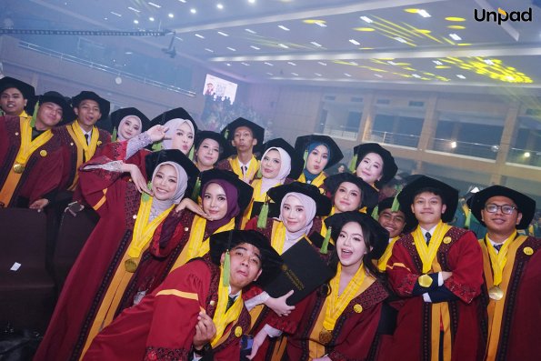 WISUDA UNPAD GEL IV TA. 2025-2026 (77)