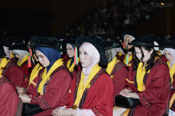 WISUDA UNPAD GEL IV TA. 2025-2026 (8)