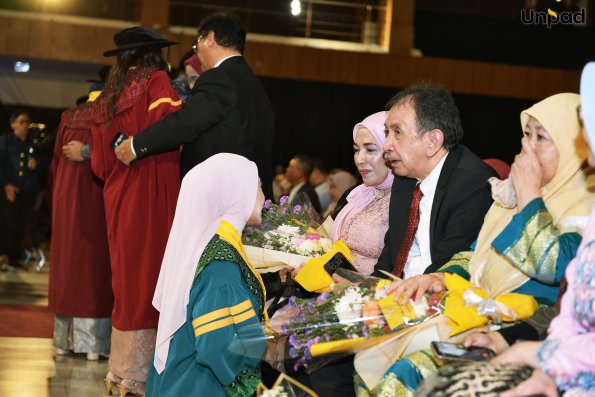 WISUDA UNPAD GEL IV TA. 2025-2026 (3)
