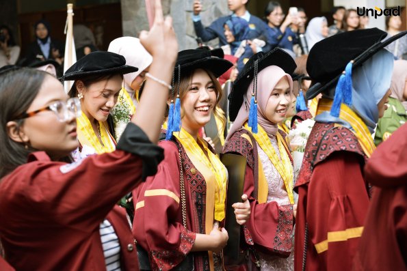 WISUDA UNPAD GEL IV TA. 2025-2026 (8)