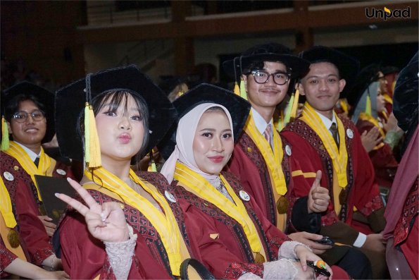 WISUDA UNPAD GEL IV TA. 2025-2026 (100)