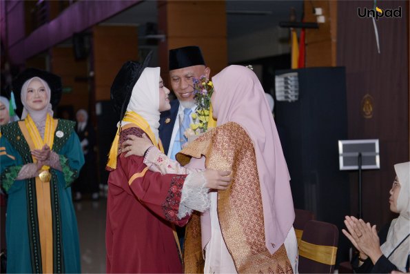 WISUDA UNPAD GEL IV TA. 2025-2026 (3)