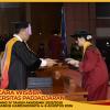 WISUDA UNPAD GEL IV TA. 2025-2026 FAKULTAS KEDOKTERAN GIGI OLEH DEKAN (76)