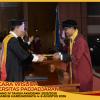 WISUDA UNPAD GEL IV TA. 2025-2026 FAKULTAS KEDOKTERAN GIGI OLEH DEKAN (95)