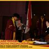 WISUDA UNPAD GEL IV TA 2025-2026 FAKULTAS HUKUM OLEH REKTOR (49)