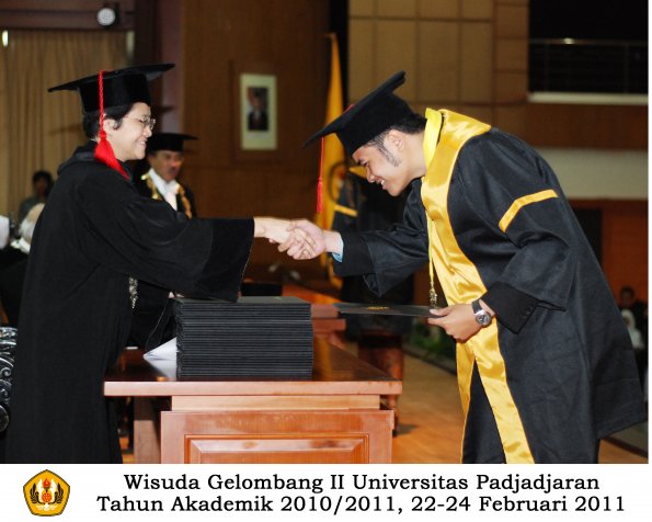 wisuda-fakultas-hukum-s1-dan-s2_149