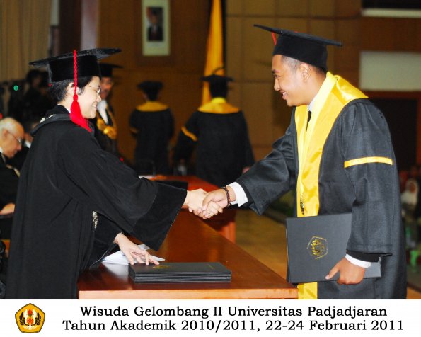 wisuda-fakultas-hukum-s1-dan-s2_179