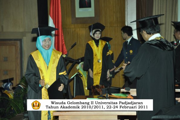 wisuda-fkg-sp-profesi-s1-oleh-rektor_0008-copy