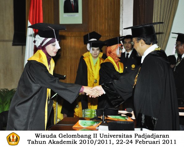 wisuda-fkg-sp-profesi-s1-oleh-rektor_0018-copy