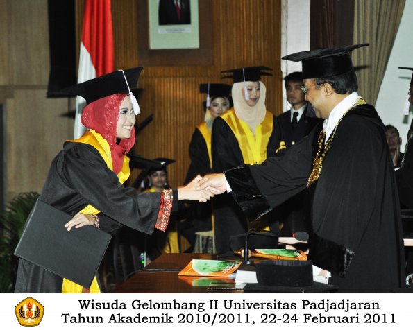 wisuda-fkg-sp-profesi-s1-oleh-rektor_0044-copy