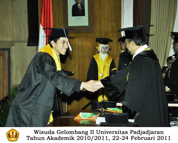 wisuda-fkg-sp-profesi-s1-oleh-rektor_0067-copy