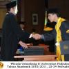 wisuda-farmasi-profesi-dan-s1-oleh-dekan_099