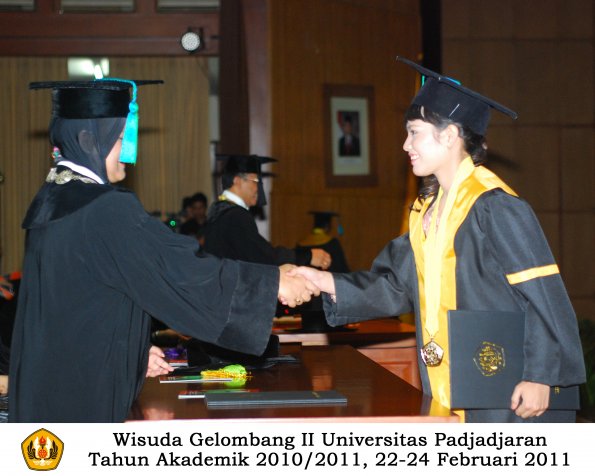 wisuda-fpik-s1-oleh-dekan-048