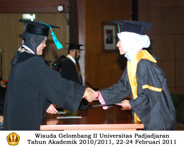 wisuda-fpik-s1-oleh-dekan-052