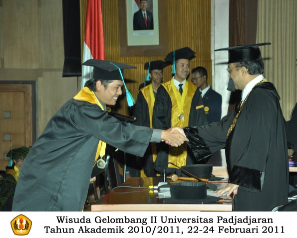 wisuda-fpik-s1-oleh-rektor_32