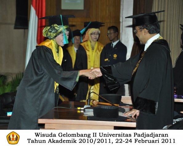 wisuda-fpik-s1-oleh-rektor_39