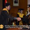 wisuda-unpad-gel-ii-ta-2012_2013-fakultas-ilmu-sosial-dan-ilmu-politik-oleh-rektor-139