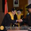 wisuda-unpad-gel-ii-ta-2012_2013-fakultas-ilmu-komunikasi-oleh-rektor-040