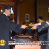 wisuda-unpad-gel-ii-ta-2013_2014-fakultas-ilmu-budaya-oleh-dekan-035