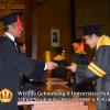 wisuda-unpad-gel-ii-ta-2013_2014-fakultas-hukum-oleh-dekan-042