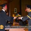 wisuda-unpad-gel-ii-ta-2013_2014-fakultas-hukum-oleh-dekan-085