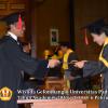 wisuda-unpad-gel-ii-ta-2013_2014-fakultas-hukum-oleh-dekan-086