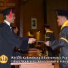 wisuda-unpad-gel-ii-ta-2013_2014-fakultas-hukum-oleh-dekan-121