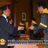 wisuda-unpad-gel-ii-ta-2013_2014-fakultas-hukum-oleh-dekan-122