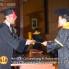 wisuda-unpad-gel-ii-ta-2013_2014-fakultas-hukum-oleh-dekan-175