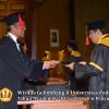 wisuda-unpad-gel-ii-ta-2013_2014-fakultas-hukum-oleh-dekan-197