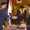 Wisuda Unpad Gel II TA 2014_2015 Program Pasca oleh Rektor 013