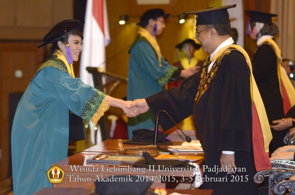 Wisuda Unpad Gel II TA 2014_2015  Fakultas Psikologi oleh Rektor 011