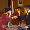 Wisuda Unpad Gel II TA 2014_2015 Fakultas Ekonomi dan Bisnis oleh Rektor 020