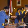 Wisuda Unpad Gel II TA 2014_2015 Fakultas Ekonomi dan Bisnis oleh Rektor 043