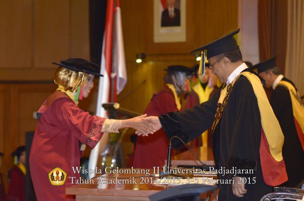 Wisuda Unpad Gel II TA 2014_2015  Fakultas TIP oleh Rektor 005