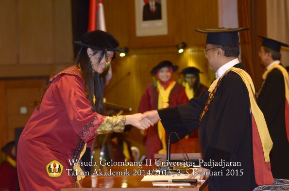 Wisuda Unpad Gel II TA 2014_2015 Fakultas Kedokteran oleh Rektor 116