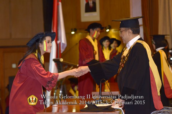 Wisuda Unpad Gel II TA 2014_2015 Fakultas Mipa oleh Rektor 021