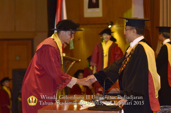 Wisuda Unpad Gel II TA 2014_2015 Fakultas Kedokteran oleh Rektor 105