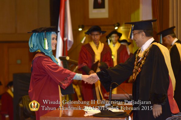 Wisuda Unpad Gel II TA 2014_2015 Fakultas Pertanian oleh Rektor 001