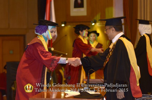 Wisuda Unpad Gel II TA 2014_2015  Fakultas Farmasi oleh Rektor 003