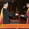 Wisuda Unpad Gel I I TA 2017-2018 Fakultas Ilmu  budaya oleh Dekan 064