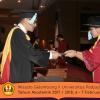 Wisuda Unpad Gel I I TA 2017-2018 Fakultas Ilmu  budaya oleh Dekan 070