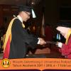 Wisuda Unpad Gel I I TA 2017-2018 Fakultas Ilmu  budaya oleh Dekan 077